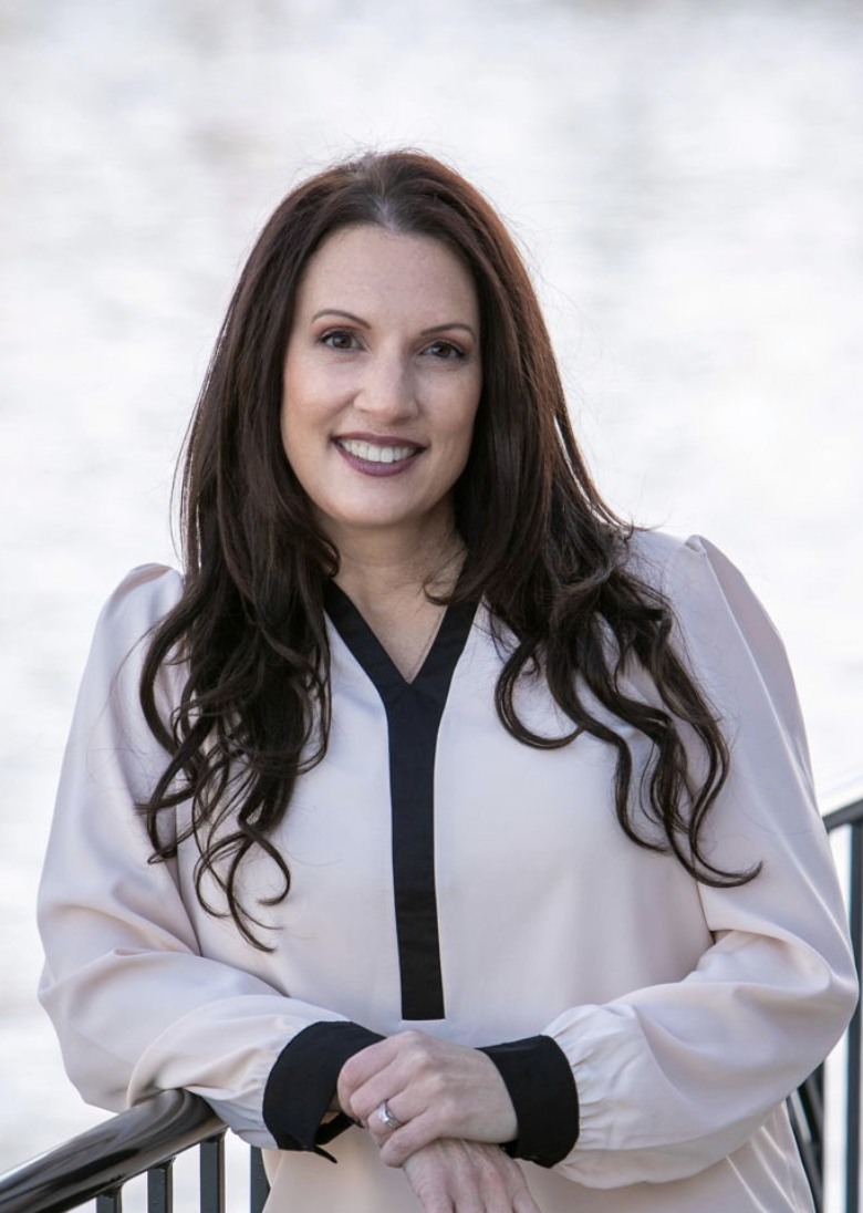 Contact Dana Gallagher